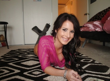Young female Mia Valentine revealing phat ass and pussy cunt