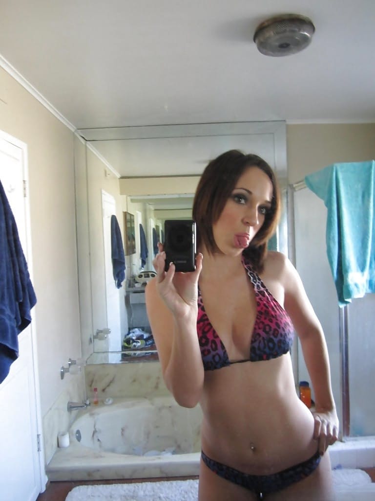 Bad girl Jada Stevens taking selfies in mirror as she peels off her bikini