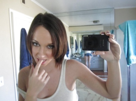Ex-girlfriend and sometimes pornstar Jada Stevens undressing for nude selfies