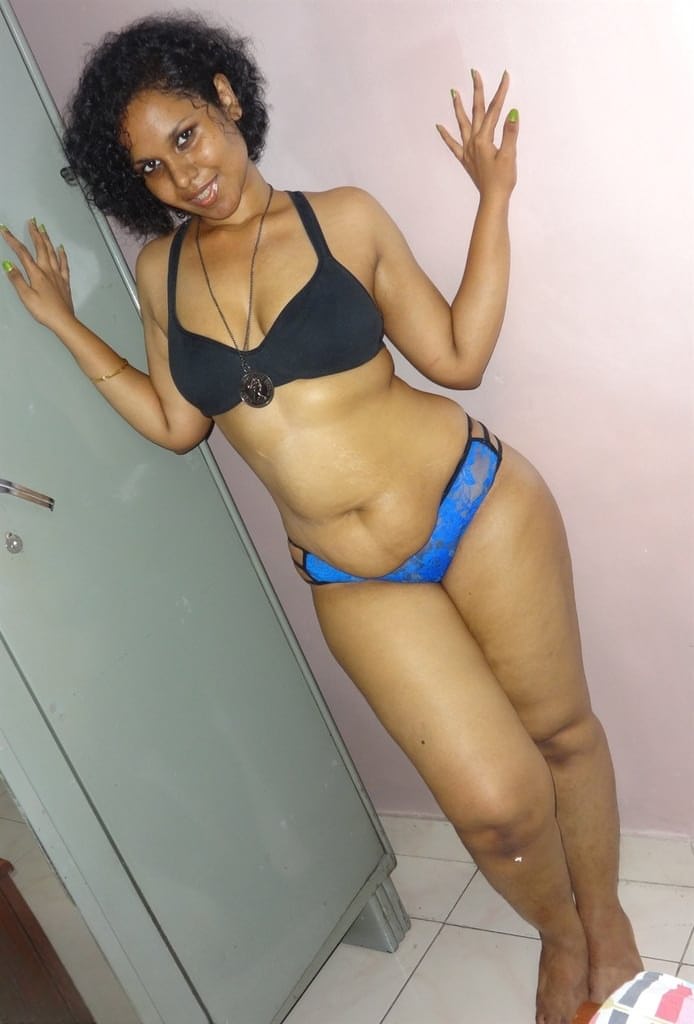 Chubby Desi solo girl releases her tits from bra before flashing some ass
