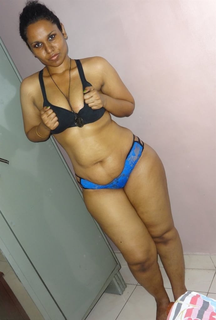 Chubby Desi solo girl releases her tits from bra before flashing some ass
