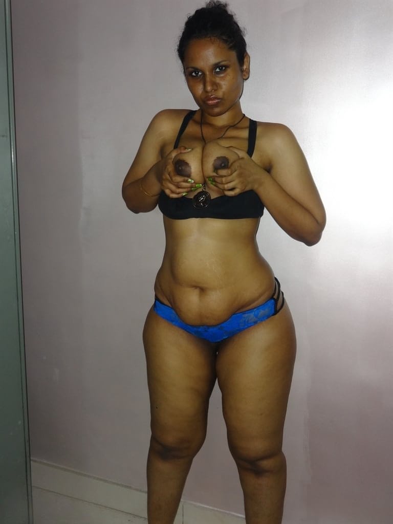 Chubby Desi solo girl releases her tits from bra before flashing some ass