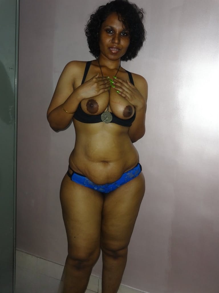 Chubby Desi solo girl releases her tits from bra before flashing some ass