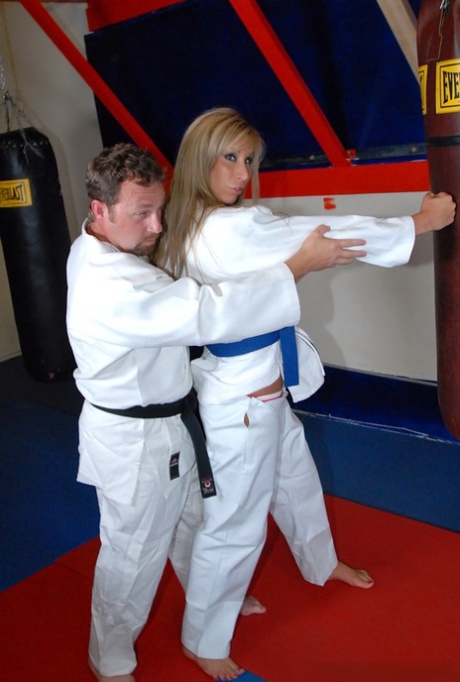 Martial arts workout ends up with sex with famous busty milf