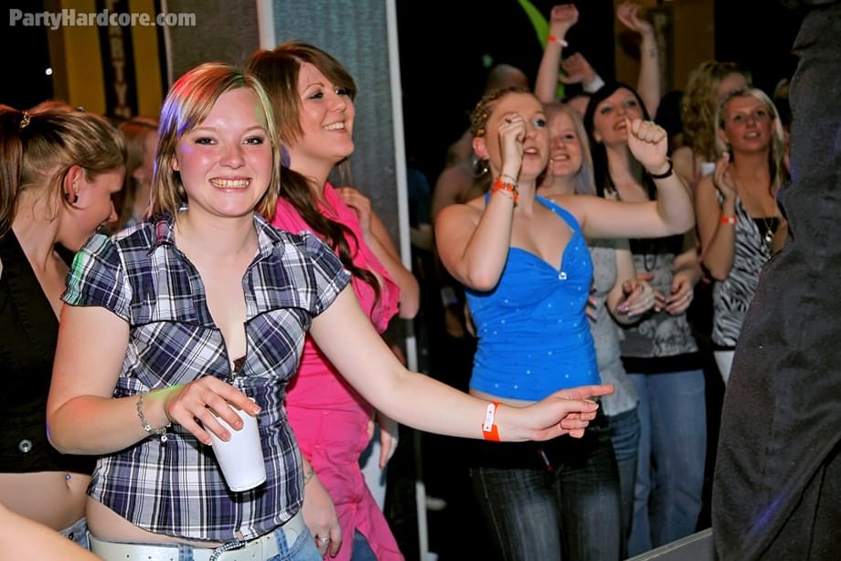 Slutty amateur gals showcasing their blowjob skills at a crazy party