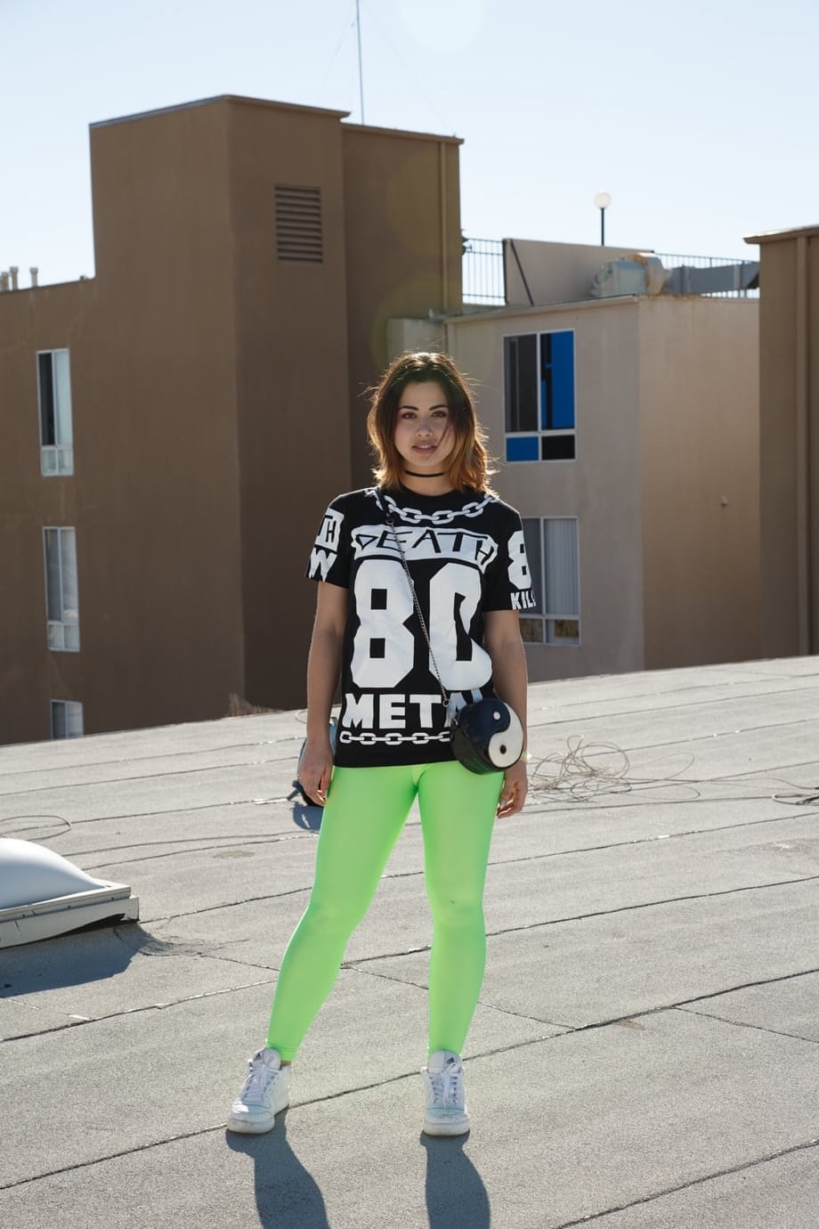 Skinny girl Carol Jasabe exposing her ass crack in public places