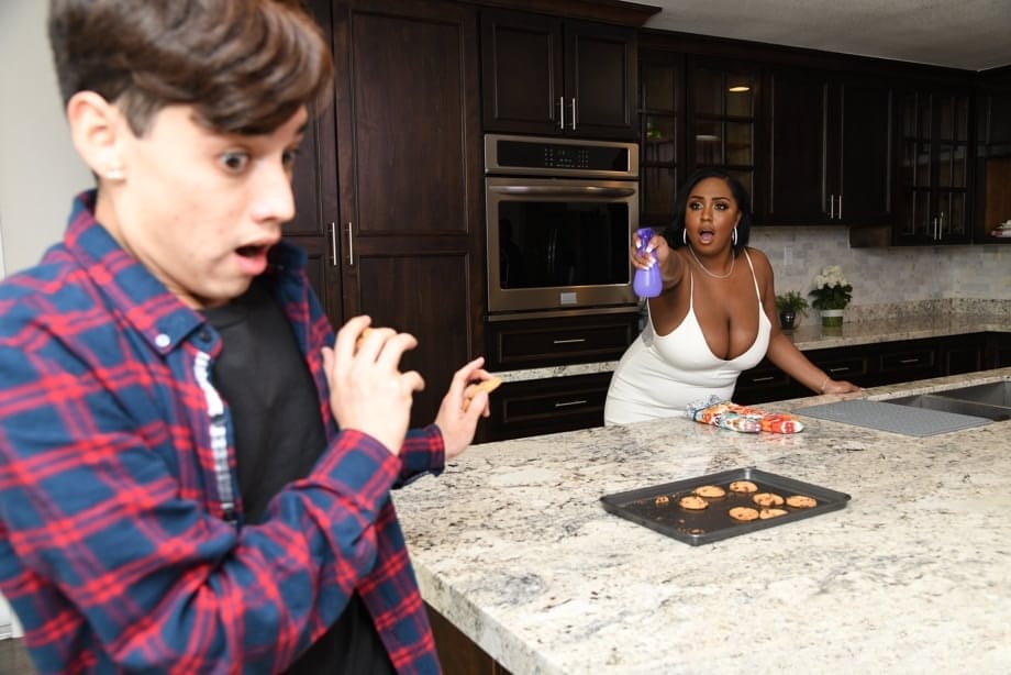 Ebony stepmom Layton Benton fucks her masturbating stepson & takes a cumshot