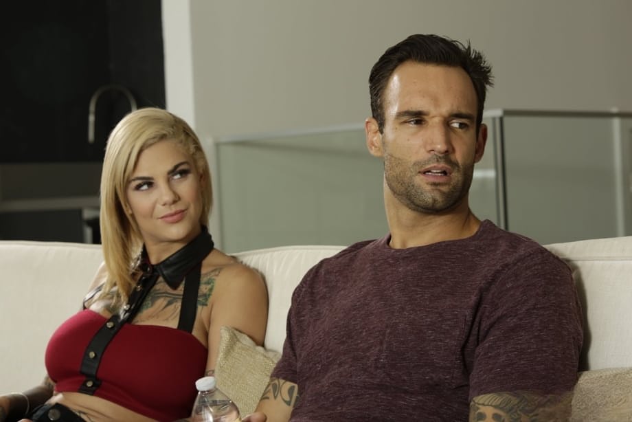 Tattooed blonde Bonnie Rotten seduces her man friend with her big tits out