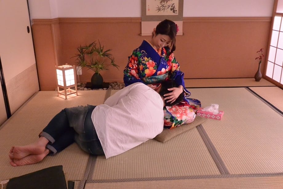 Japanese lady Ayumi Shinoda gets her trimmed pussy fingered, fucked & jizzed on