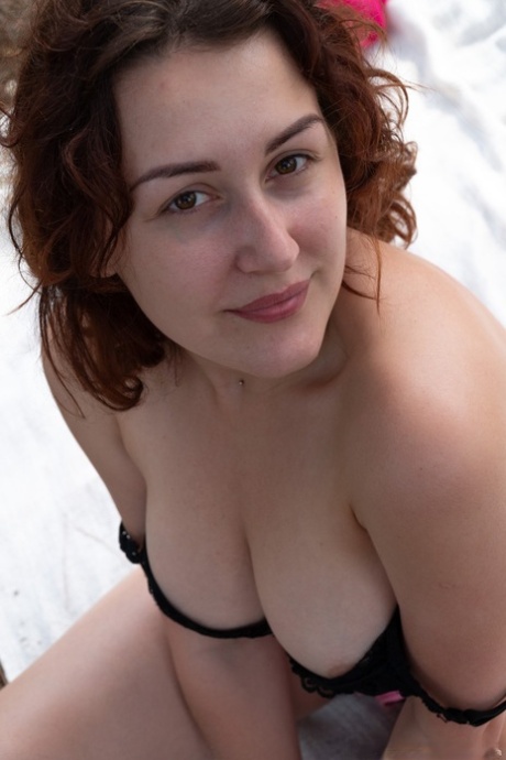 Amateur Ella Nori shows her hairy armpits before masturbating outdoors