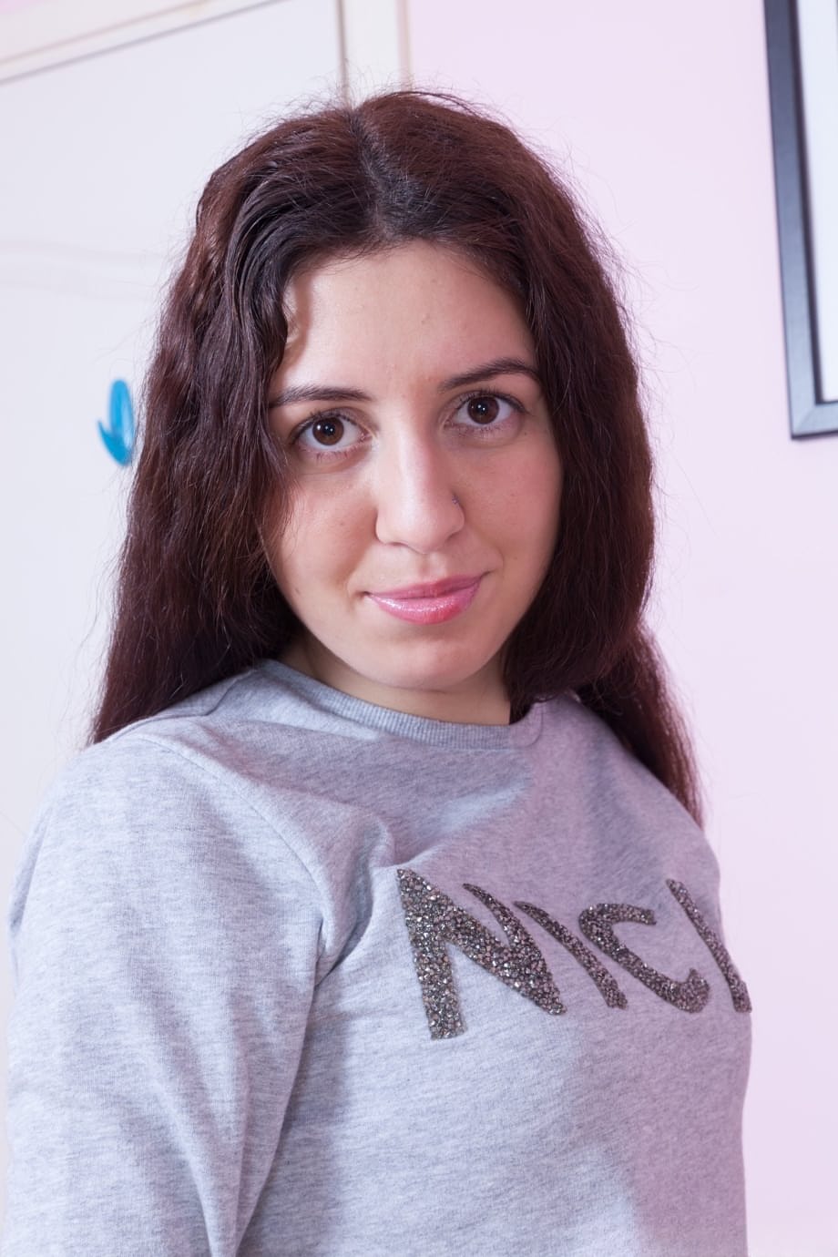 Dalila starts shameless masturbation of hairy pussy in her room