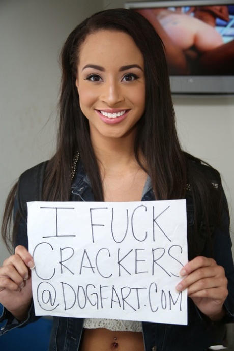 Ebony Teanna Trump gets cunt filled with sperm in interracial gloryhole action