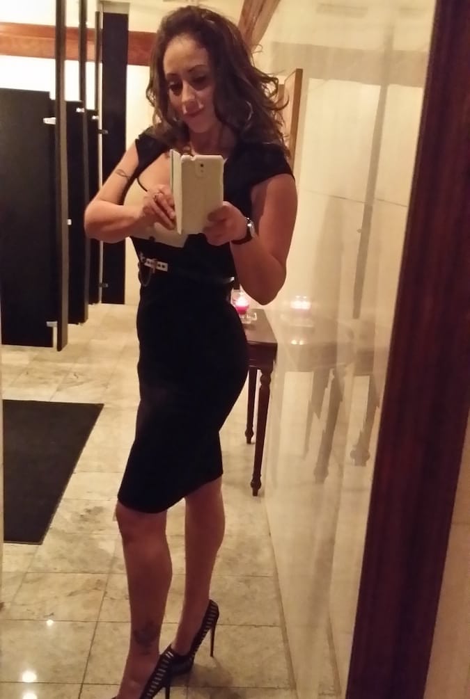 Woman with impressive assets Eva Notty adores making dirty selfies