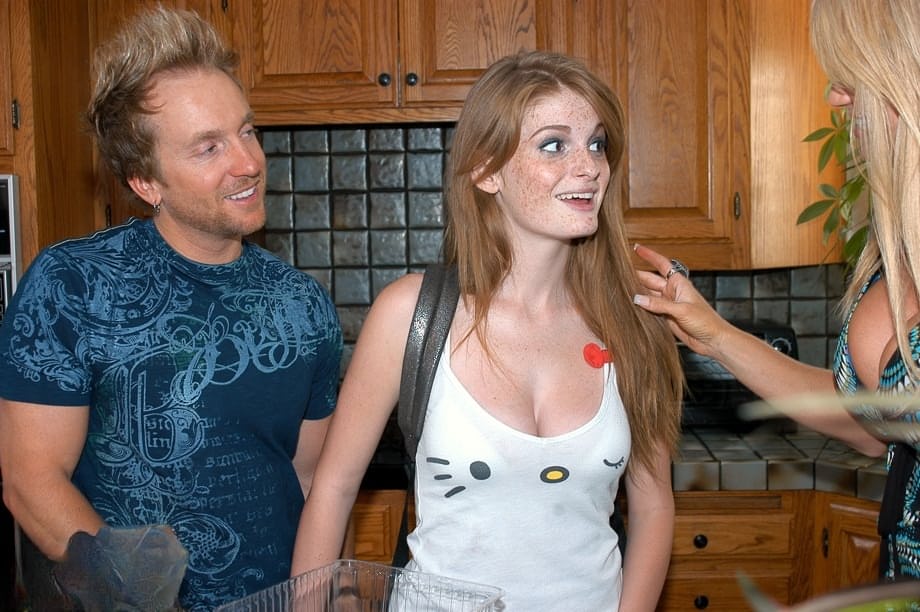 Natural redhead Faye Raegan gives a blowjob before getting her pussy nailed