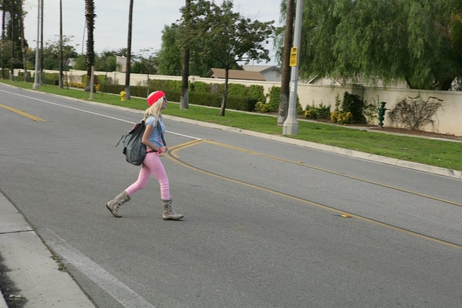 Innocent blonde schoolgirl Piper Perri is all tease on walk home from school