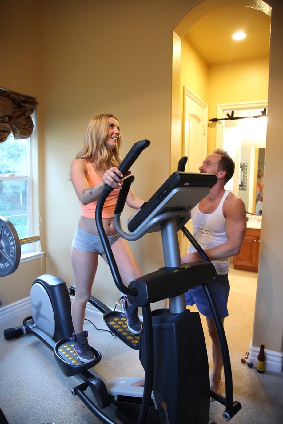 Petite girl Karla Kush finishes up a workout with an intense fuck