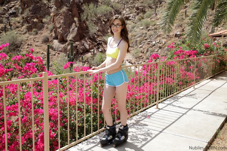 Skinny rollerblader Tali Dova comes home where hard cock is waiting for her