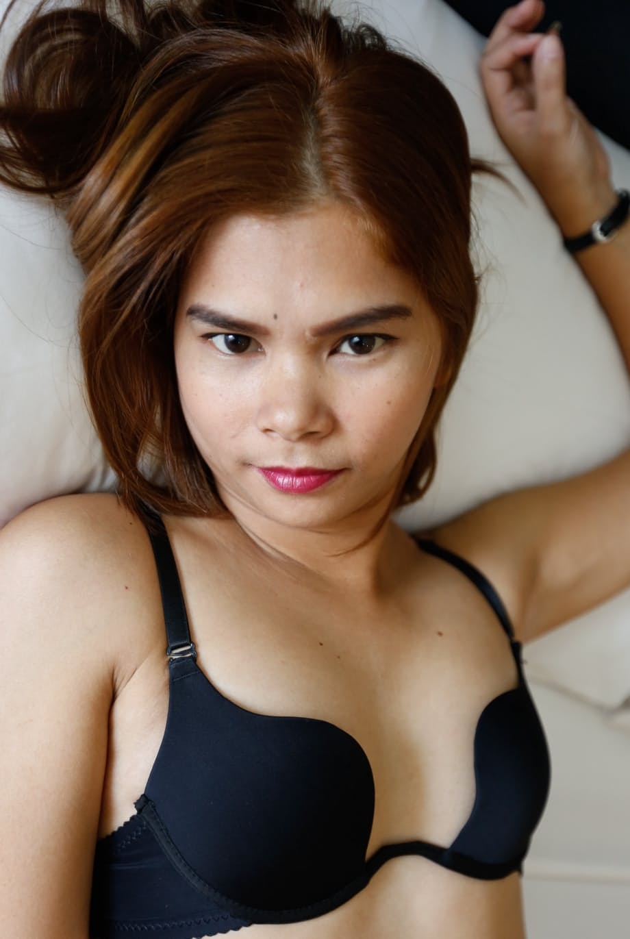Pretty Thai babe with tiny tits Tam enjoys a strong penis in her trimmed pussy