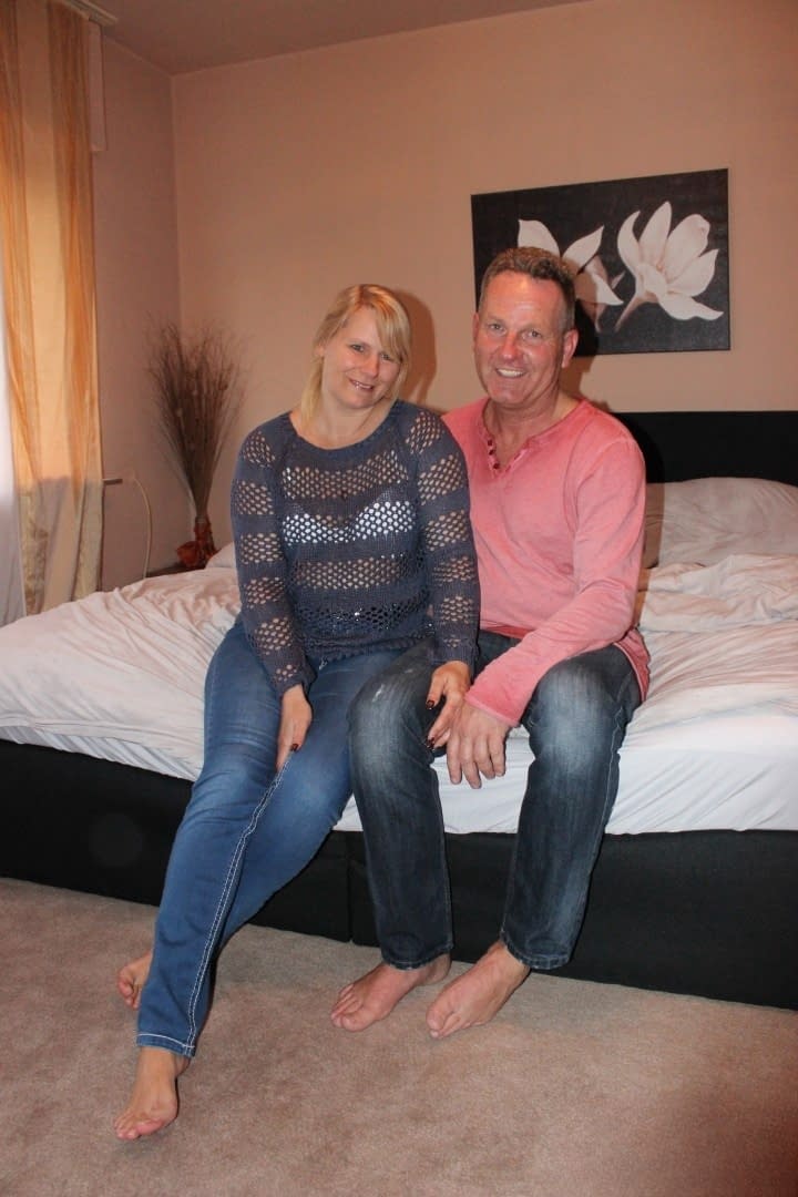 Mature Sweet Susi and her lover realize their common dream to fuck on camera