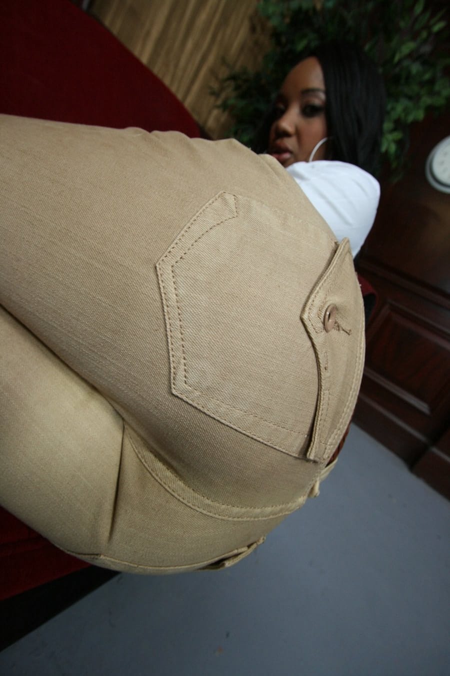 Goddess Kapri Styles takes her jeans off and shows her bubble black booty