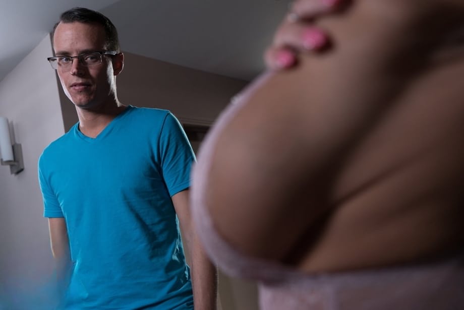 Porn darling Victoria June oils her hunk Justin Hunt and gets nailed