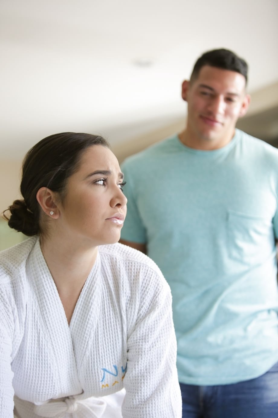 Busty stepsister Karlee Grey gives her stepbro an erotic massage before sex