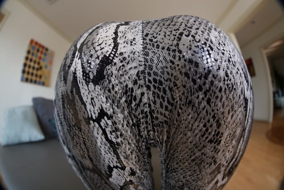 Hot Portuguese blonde Erica Fontes receives jizz on her spandex leggings