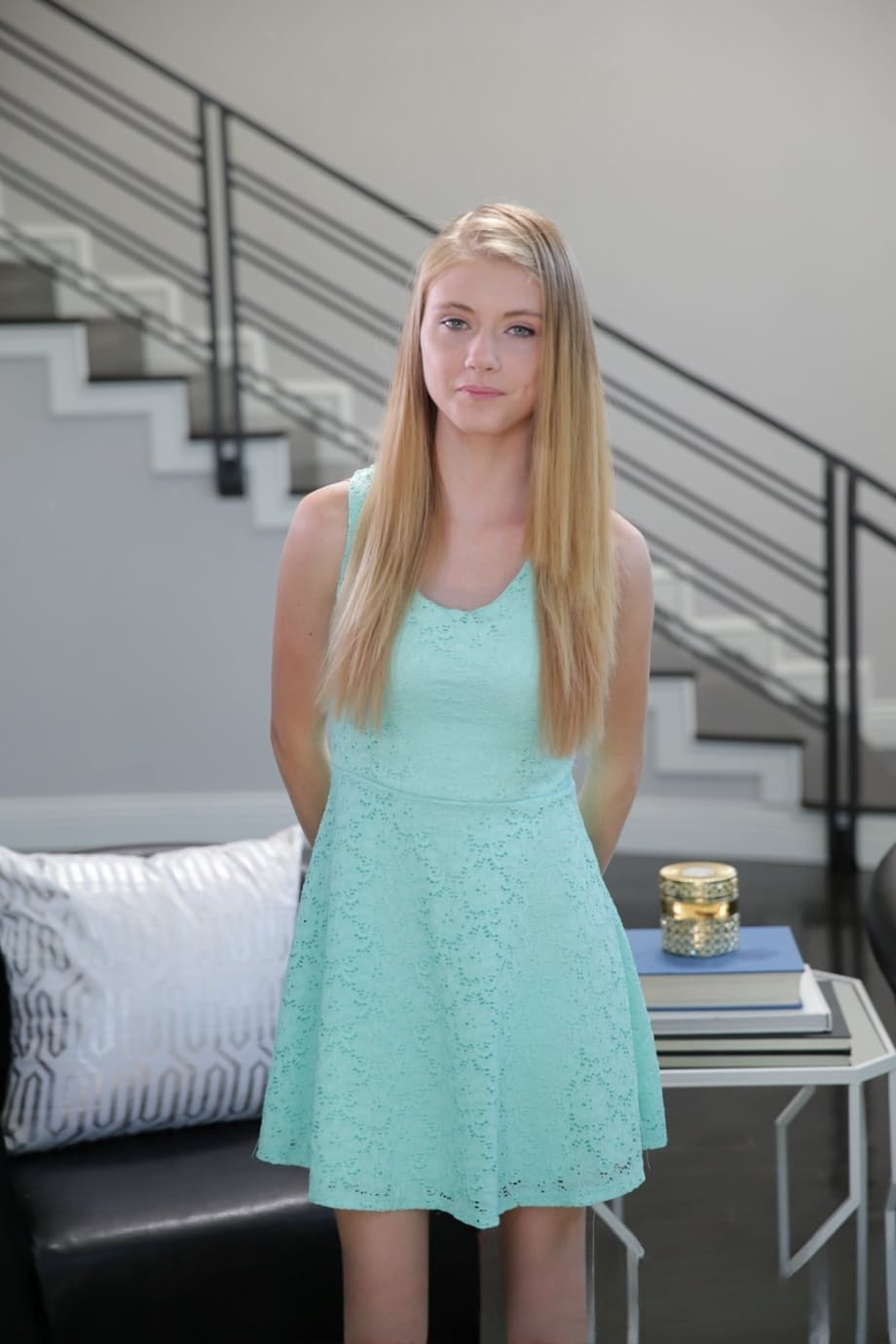 Petite teen girl Hannah Hays takes off her dress & rubs her pussy on the couch