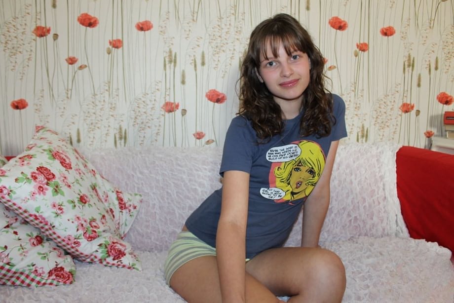 Petite 18 year old first timer Liona Levi makes her first sex tape