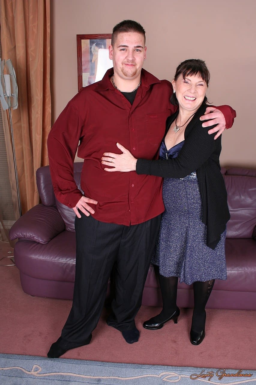 Short & fat granny Margo T. seduces boy toy with rimming & blowjob & eats cum
