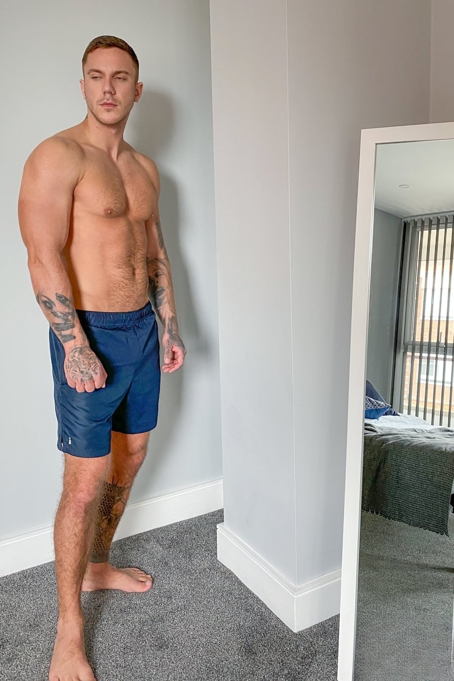 Sweet teen guys Rourke and Zilv stuff each other's assholes on a bed
