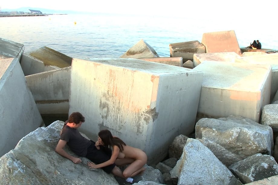 Stunning babe with perfect boobs gets rammed by two lovers outdoors