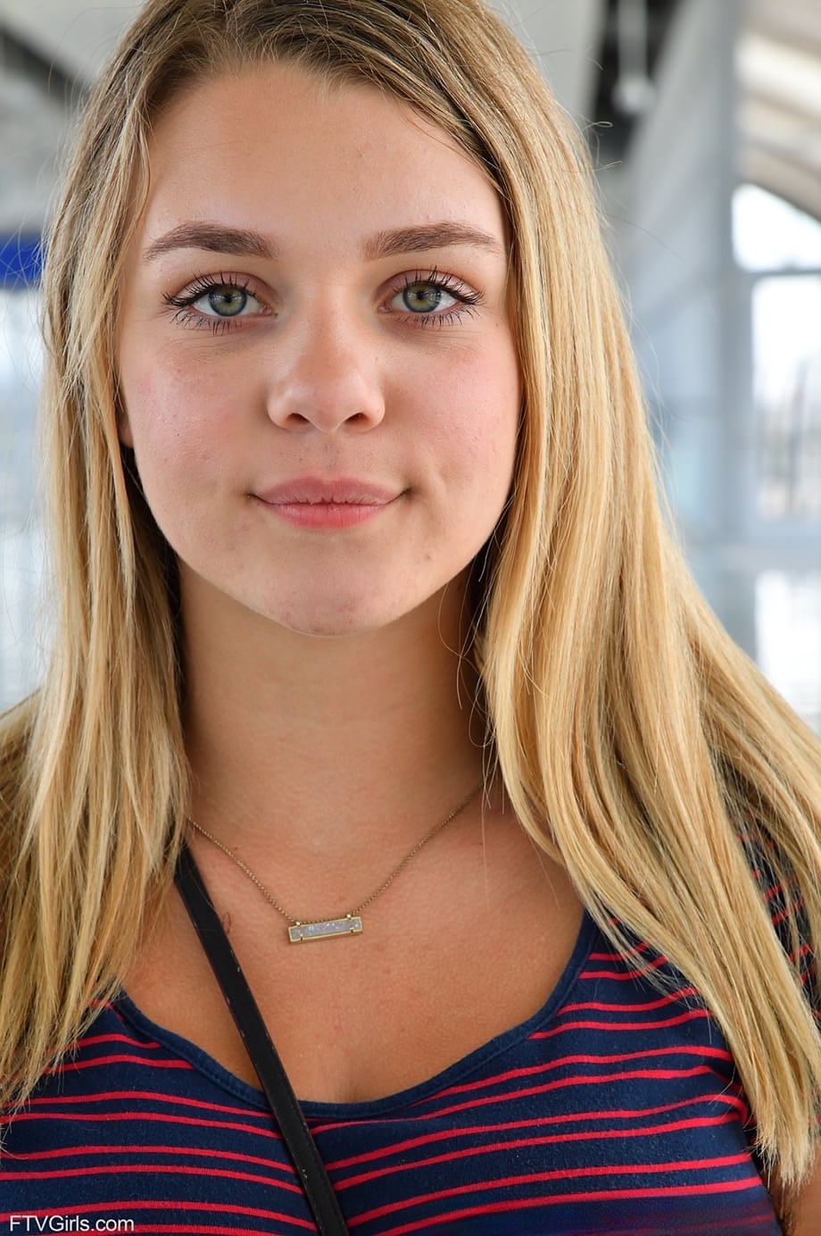 Innocent looking amateur Gabbie in some outdoor public teasing action
