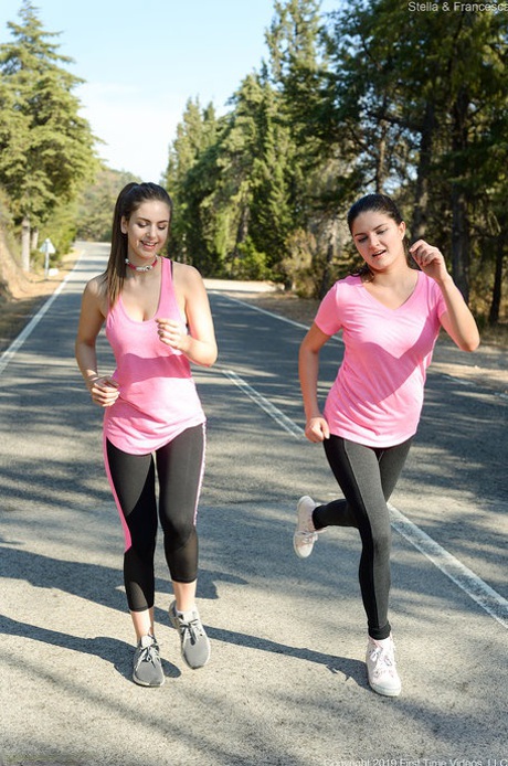 Brunette joggers Francesca and Stella flash their asses in thongs in public