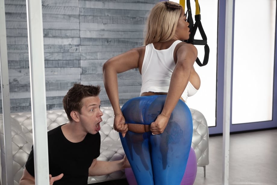 Big assed ebony bombshell Moriah Mills gets her tights ripped and pussy banged