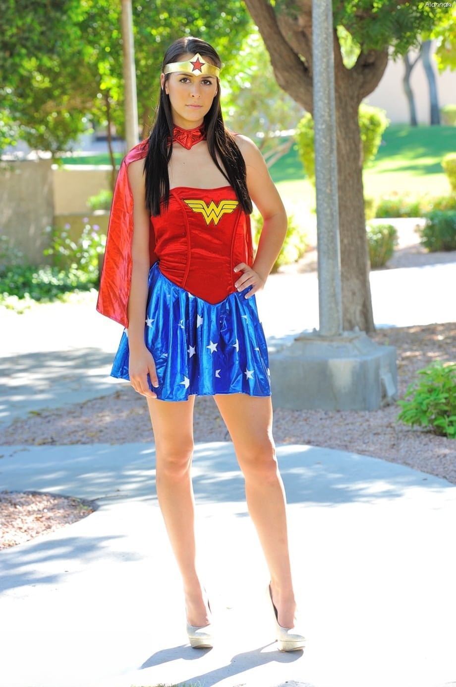 Amateur nerd Alannah wears no panties while flashing her pussy in public