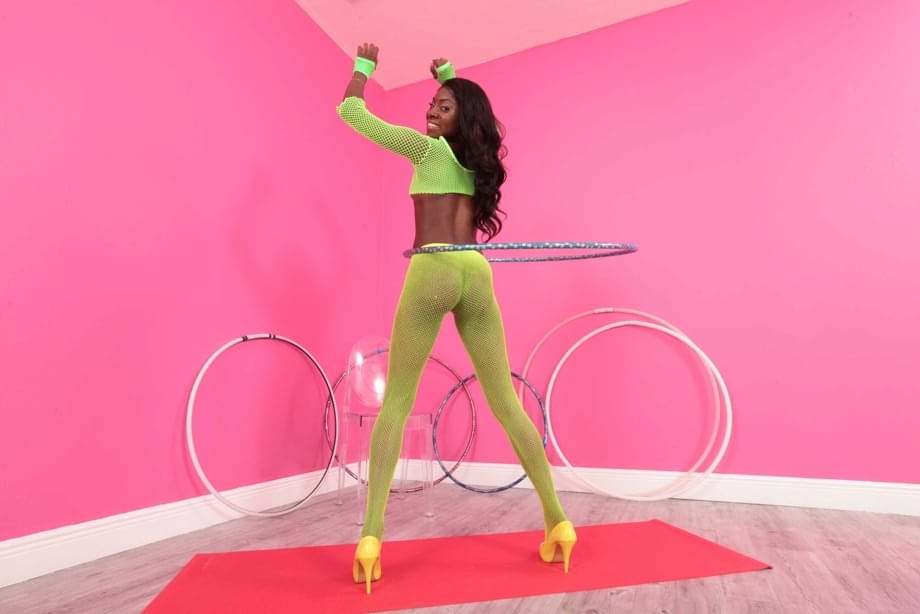 Slim black girl Anne Amari exposes her tiny titties and yummy ass in a solo