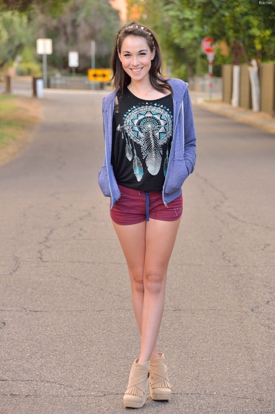 Skinny amateur teen Rachel slowly takes off her clothes and poses in public