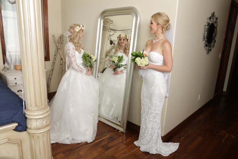 Hot lesbian brides Lexi & Kit pussy lick & scissor before sharing a big cock